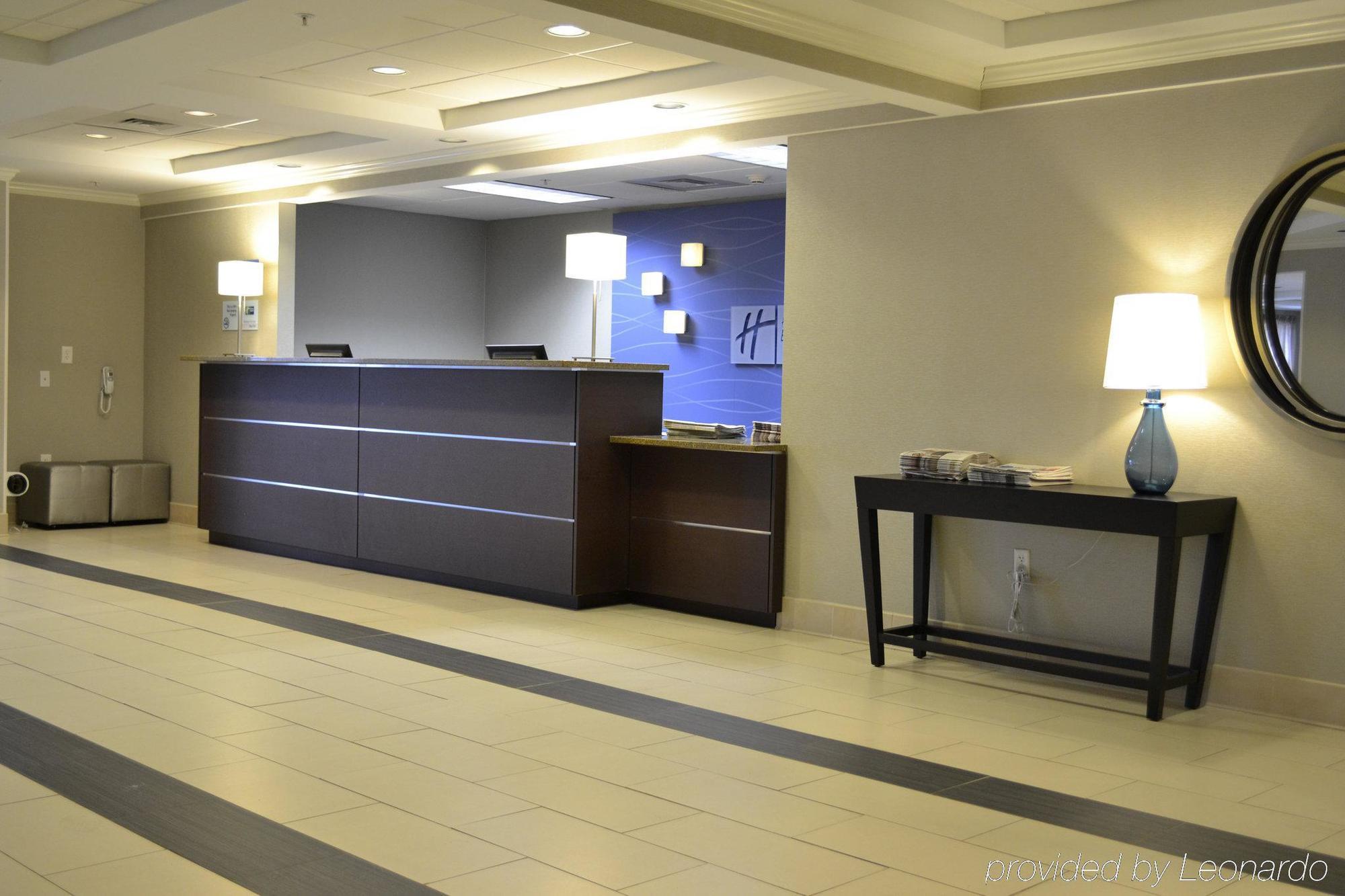 Holiday Inn Express Hotels Biddeford By Ihg Exterior photo